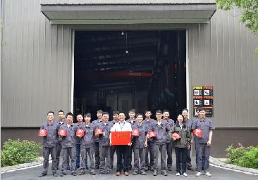  五四青年 | 与功夫竞走，，，让机械也有温度——制作二部喜获长沙高新区“工人前锋号”